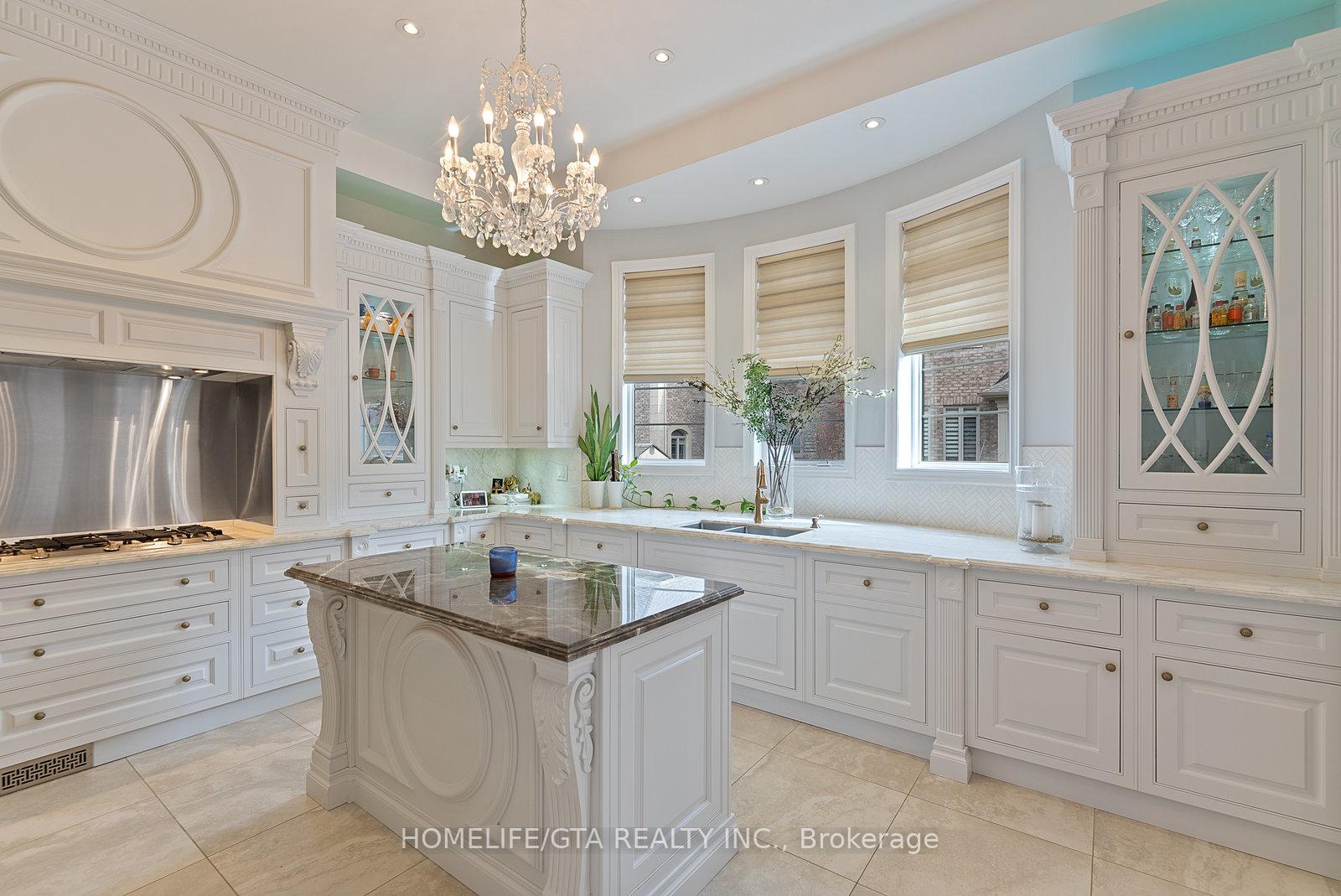 Photo 15 of 388 Woodgate Pines Drive, Vaughan, Kleinburg — HOMEH