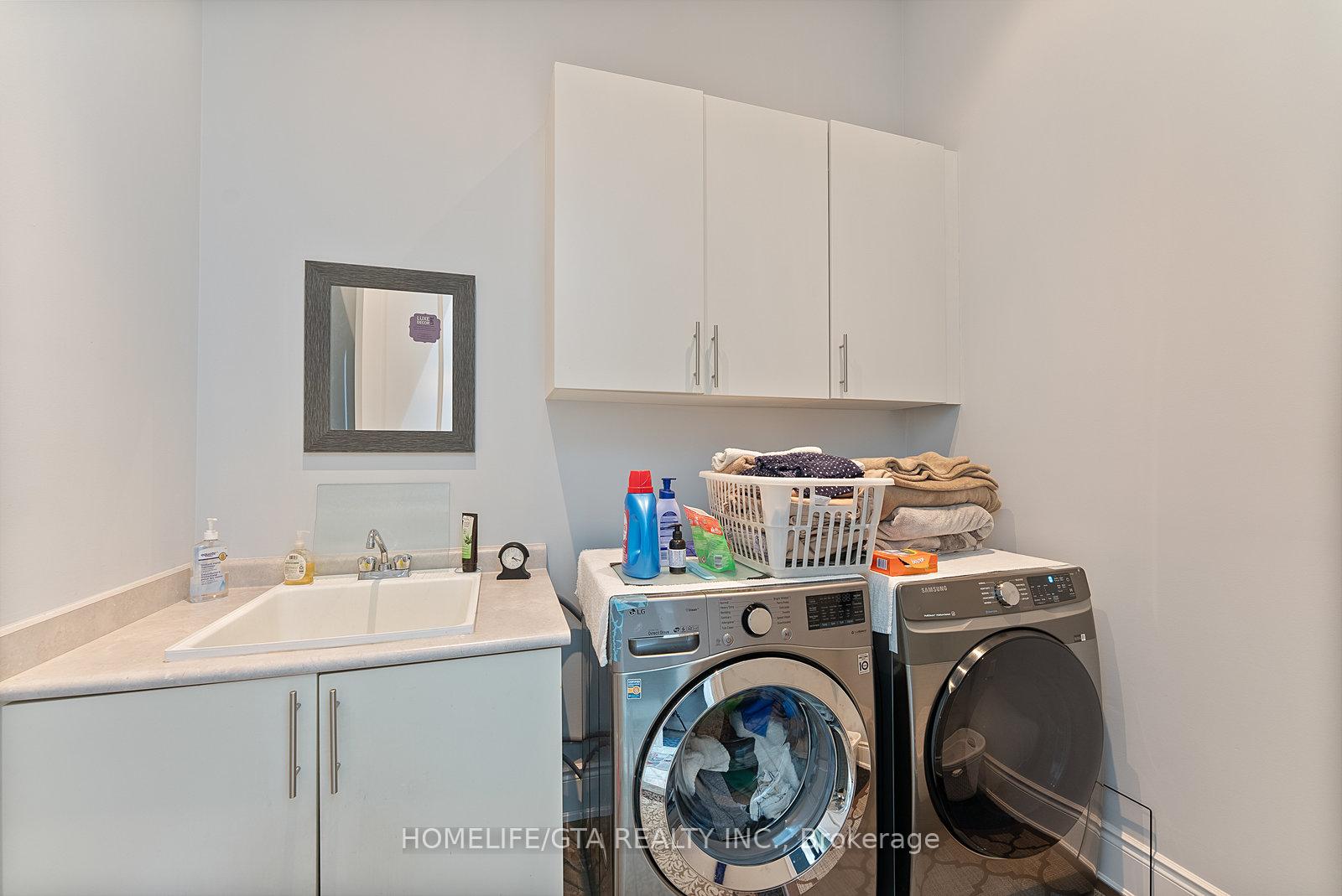 Photo 25 of 388 Woodgate Pines Drive, Vaughan, Kleinburg — HOMEH
