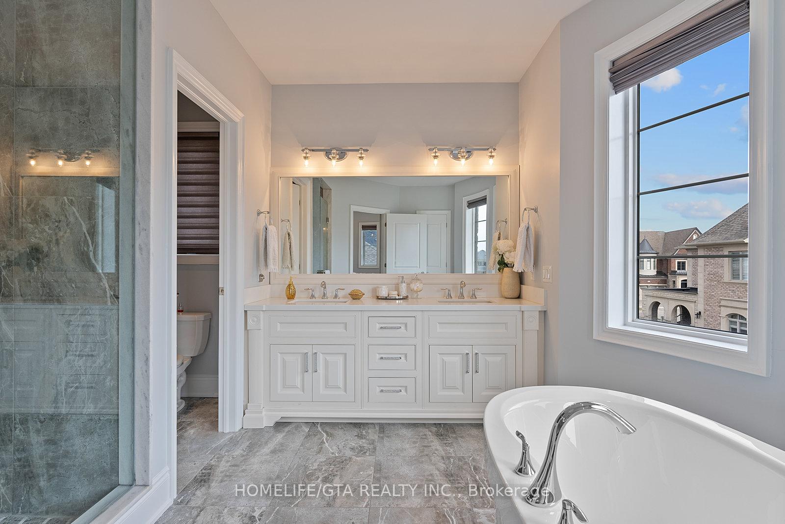 Photo 33 of 388 Woodgate Pines Drive, Vaughan, Kleinburg — HOMEH