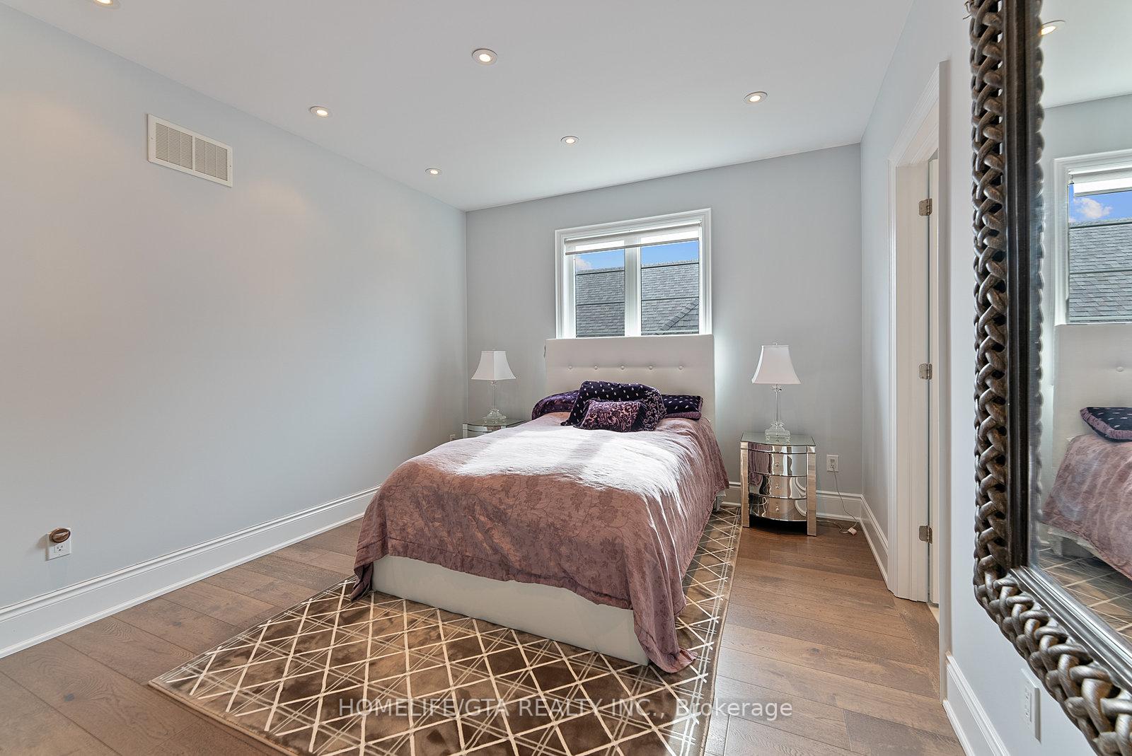 Photo 39 of 388 Woodgate Pines Drive, Vaughan, Kleinburg — HOMEH