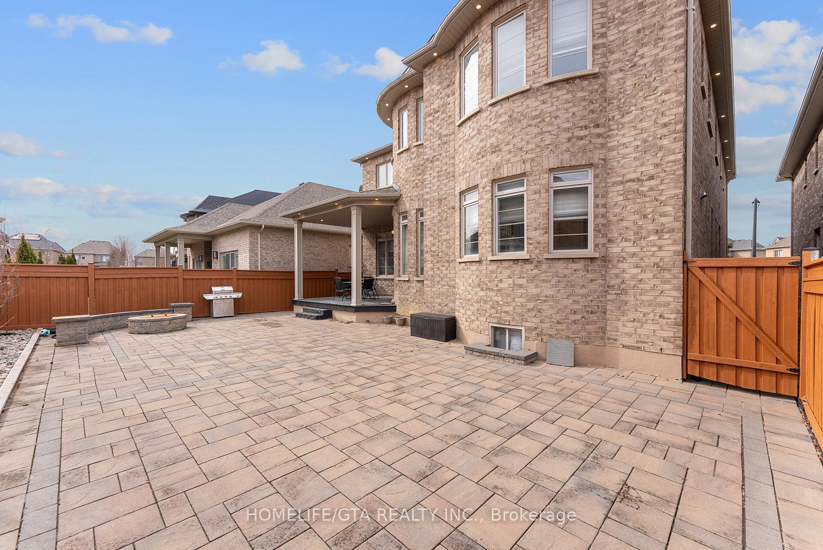Photo 49 of 388 Woodgate Pines Drive, Vaughan, Kleinburg — HOMEH