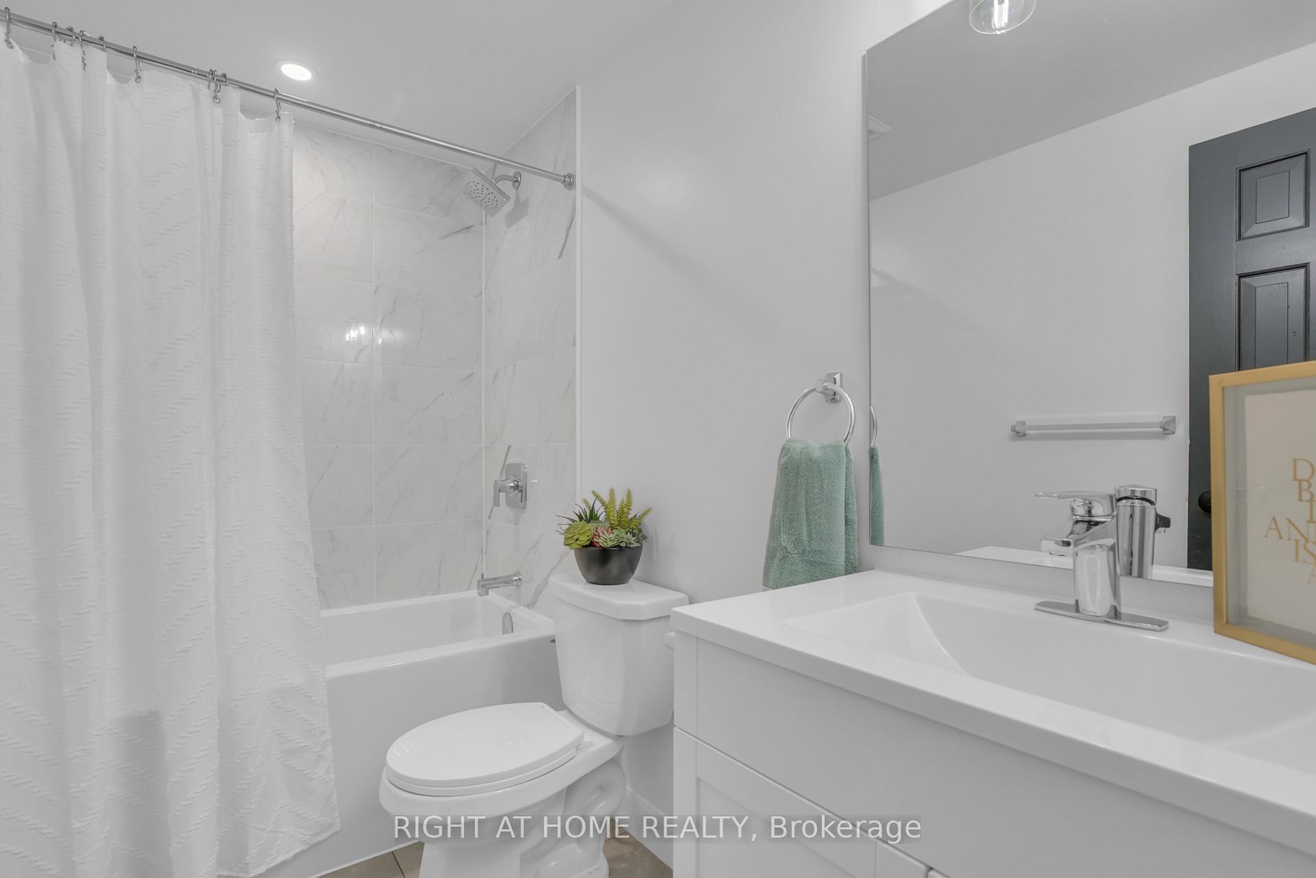 Photo 20 of 192 Edgehill (Upper) Drive, Barrie, 400 North — HOMEH