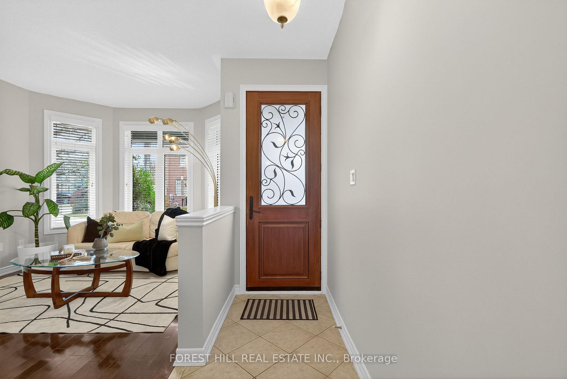 Photo 4 of 53 Couture Gardens, Vaughan, Patterson — HOMEH