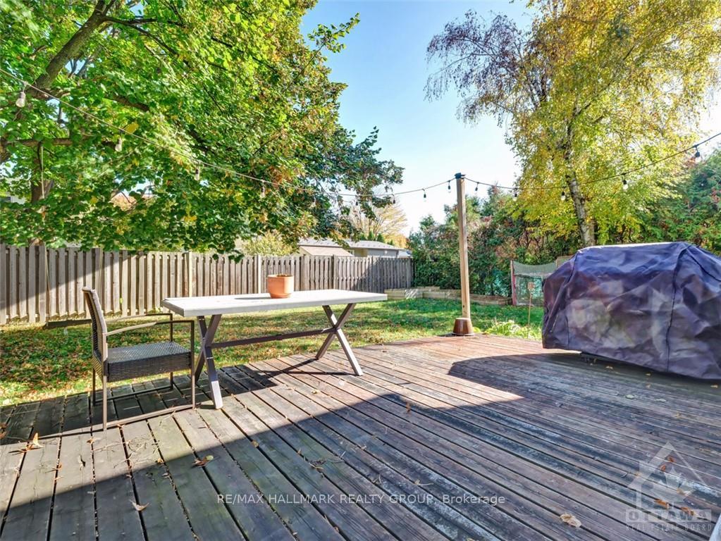 Photo 28 of 571 Duff Crescent, Ottawa, Beacon Hill North — HOMEH