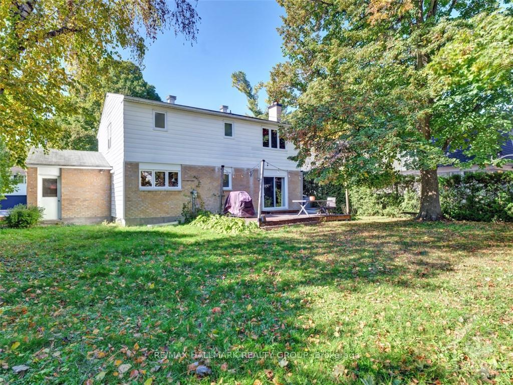 Photo 27 of 571 Duff Crescent, Ottawa, Beacon Hill North — HOMEH