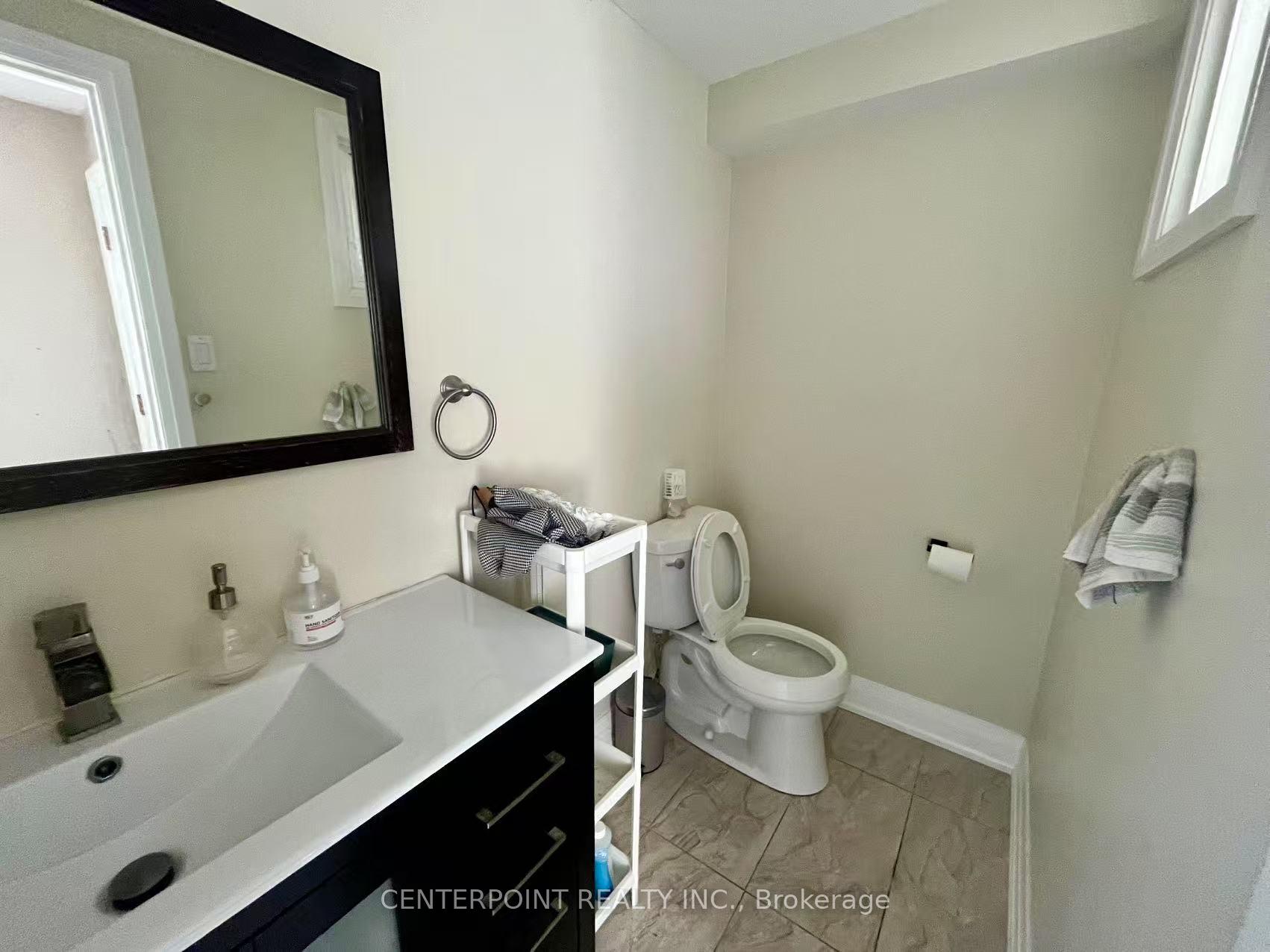 Photo 8 of 212 Tall Grass Trail, Vaughan, East Woodbridge — HOMEH