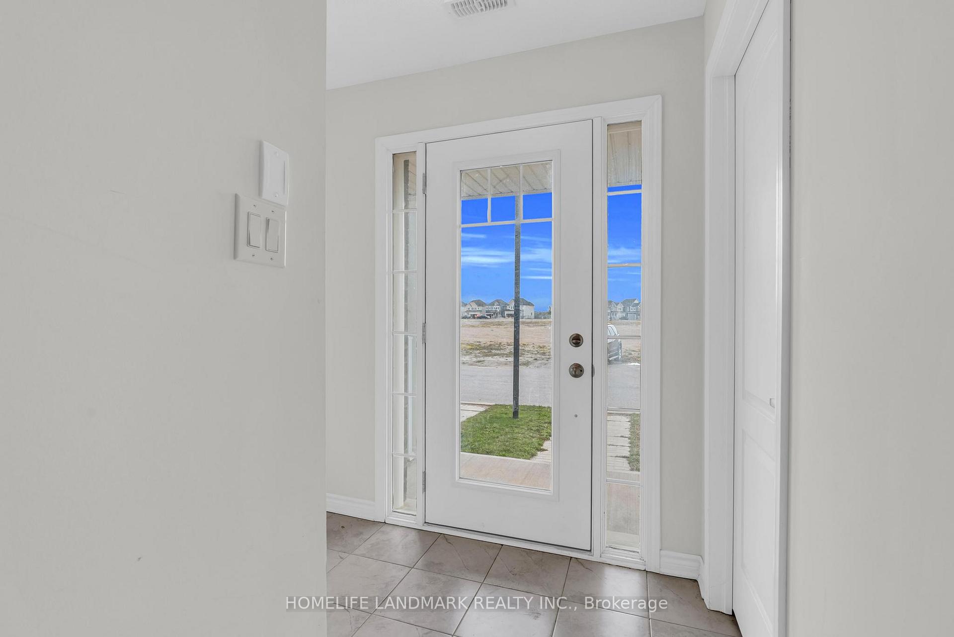 Photo 8 of 111 Sandhill Crane Drive, Wasaga Beach — HOMEH