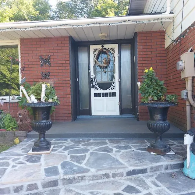Photo 2 of 3 Oak Street, Bancroft, Bancroft Ward — HOMEH