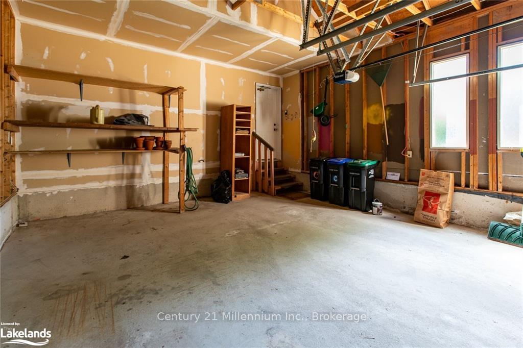 Photo 25 of 121 Fernbrook Drive, Wasaga Beach — HOMEH