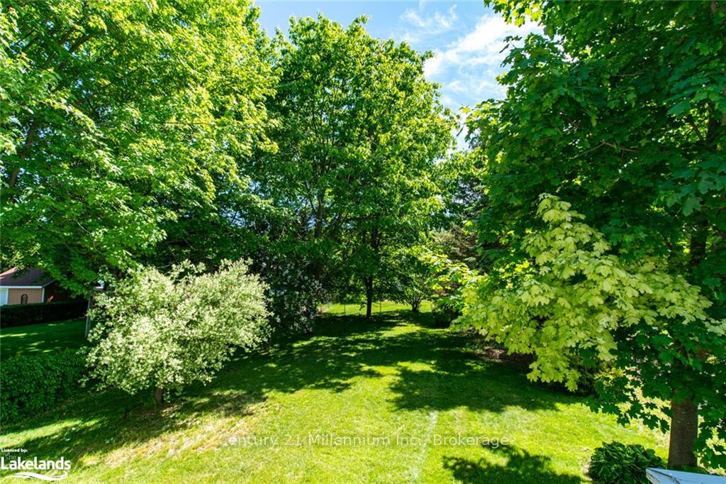 Photo 26 of 121 Fernbrook Drive, Wasaga Beach — HOMEH