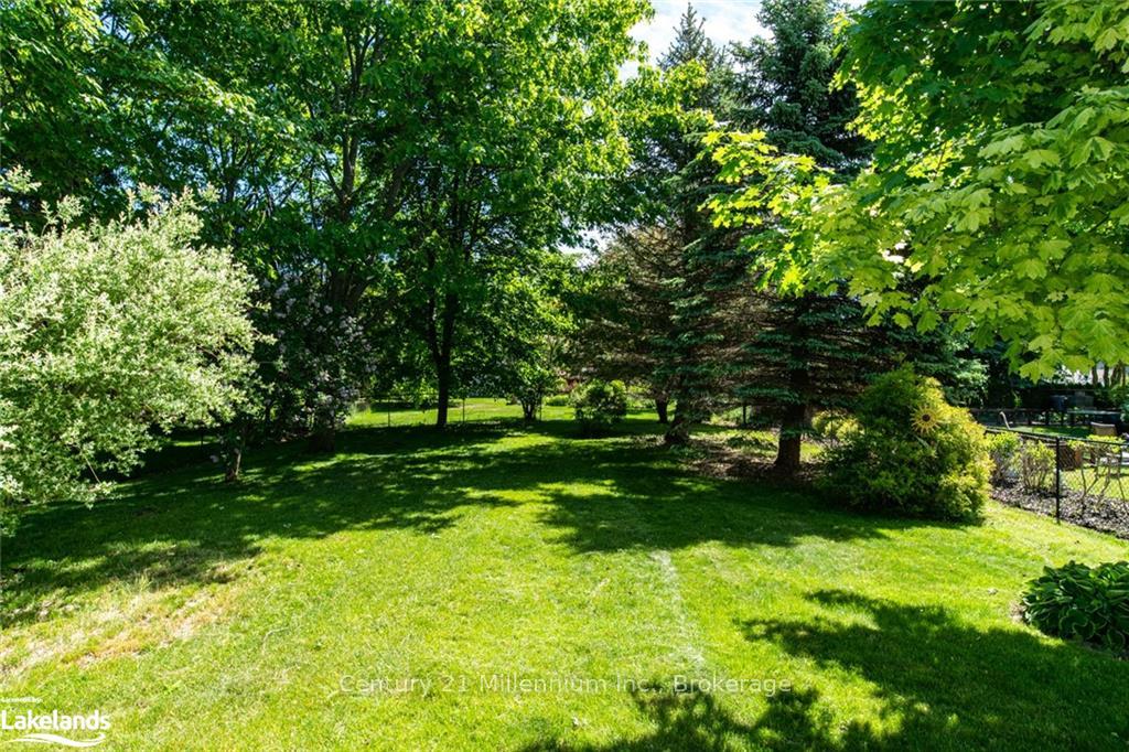Photo 30 of 121 Fernbrook Drive, Wasaga Beach — HOMEH
