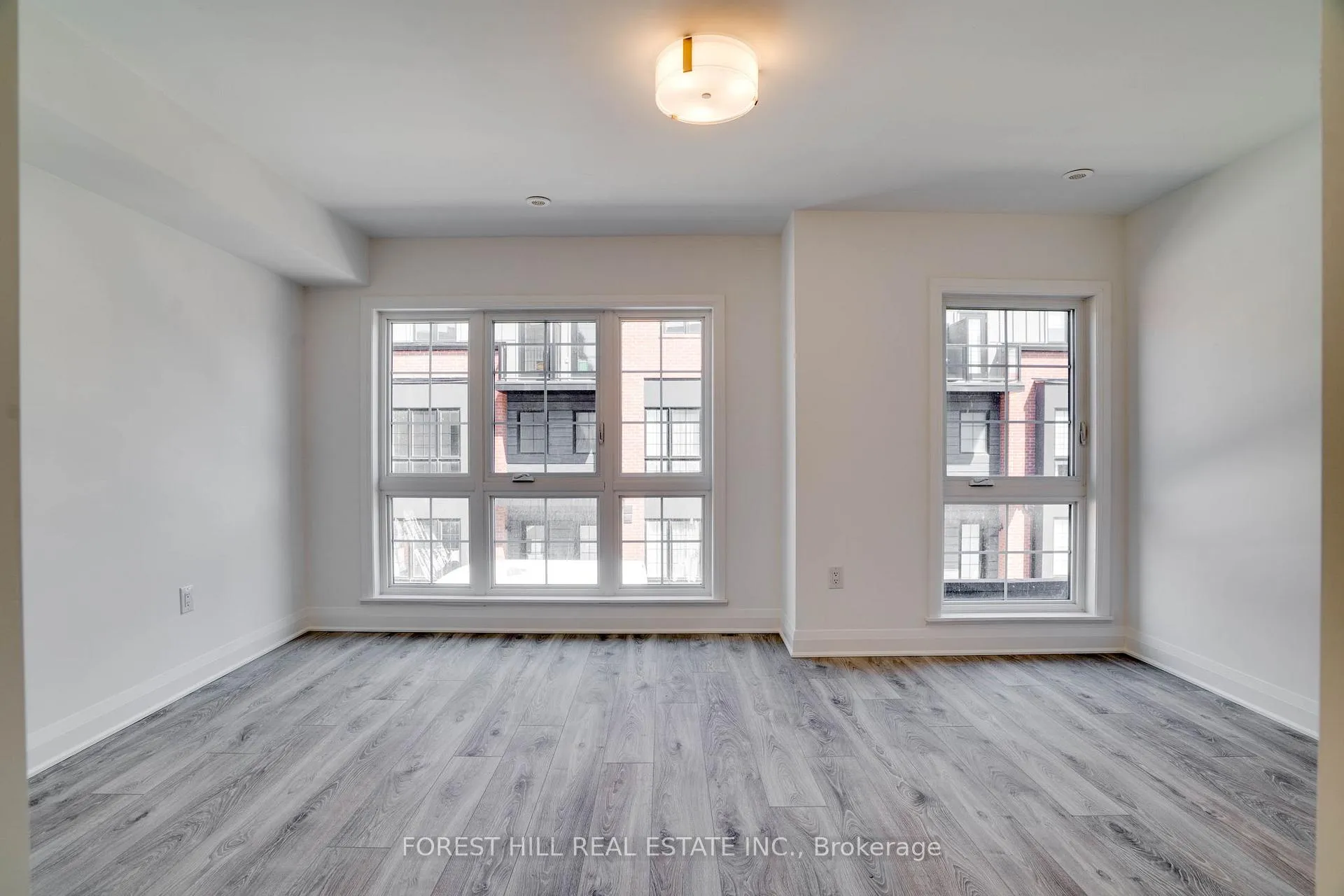 Photo 10 of 16 Chesley Street, Vaughan, Uplands — HOMEH