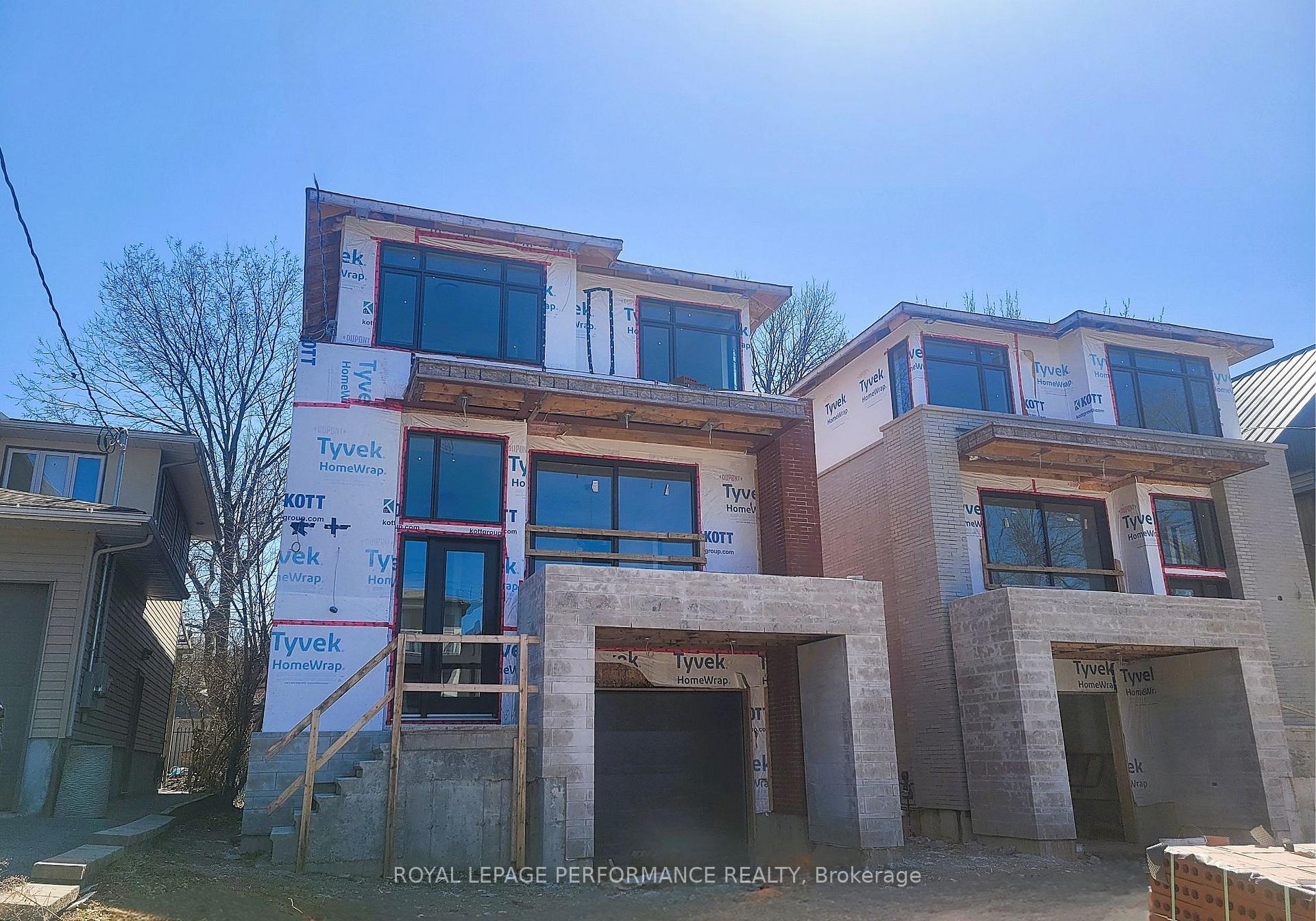 Front of 304 Selby Avenue