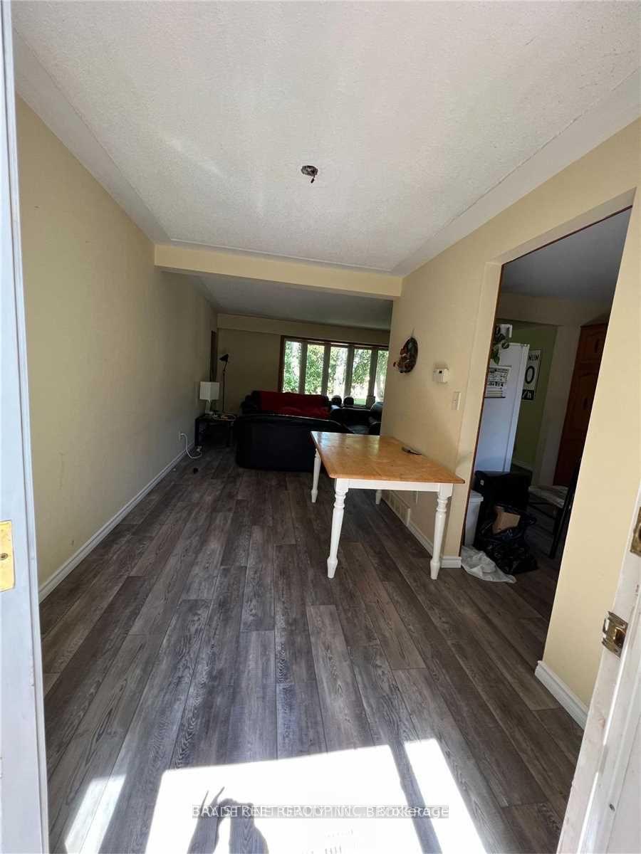 Photo 6 of 43 Cardill Crescent, Waterloo — HOMEH