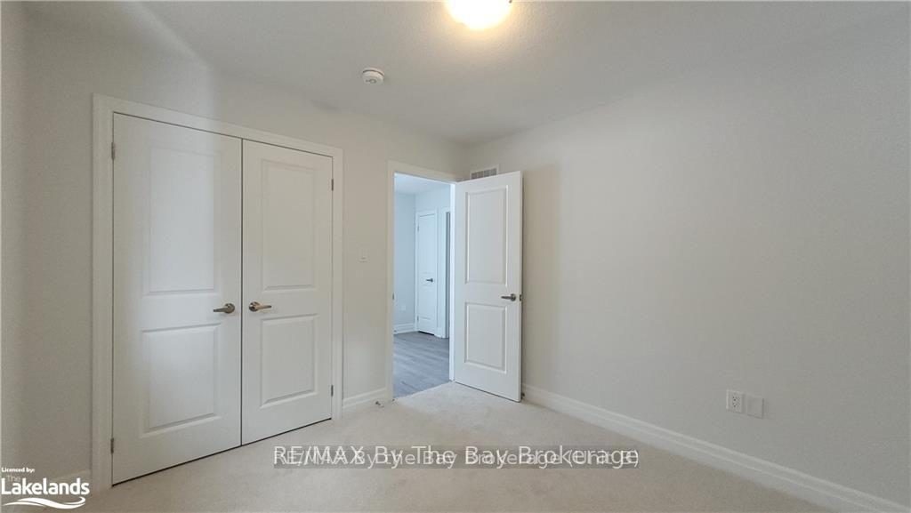 Photo 21 of 51 Federica Crescent, Wasaga Beach — HOMEH