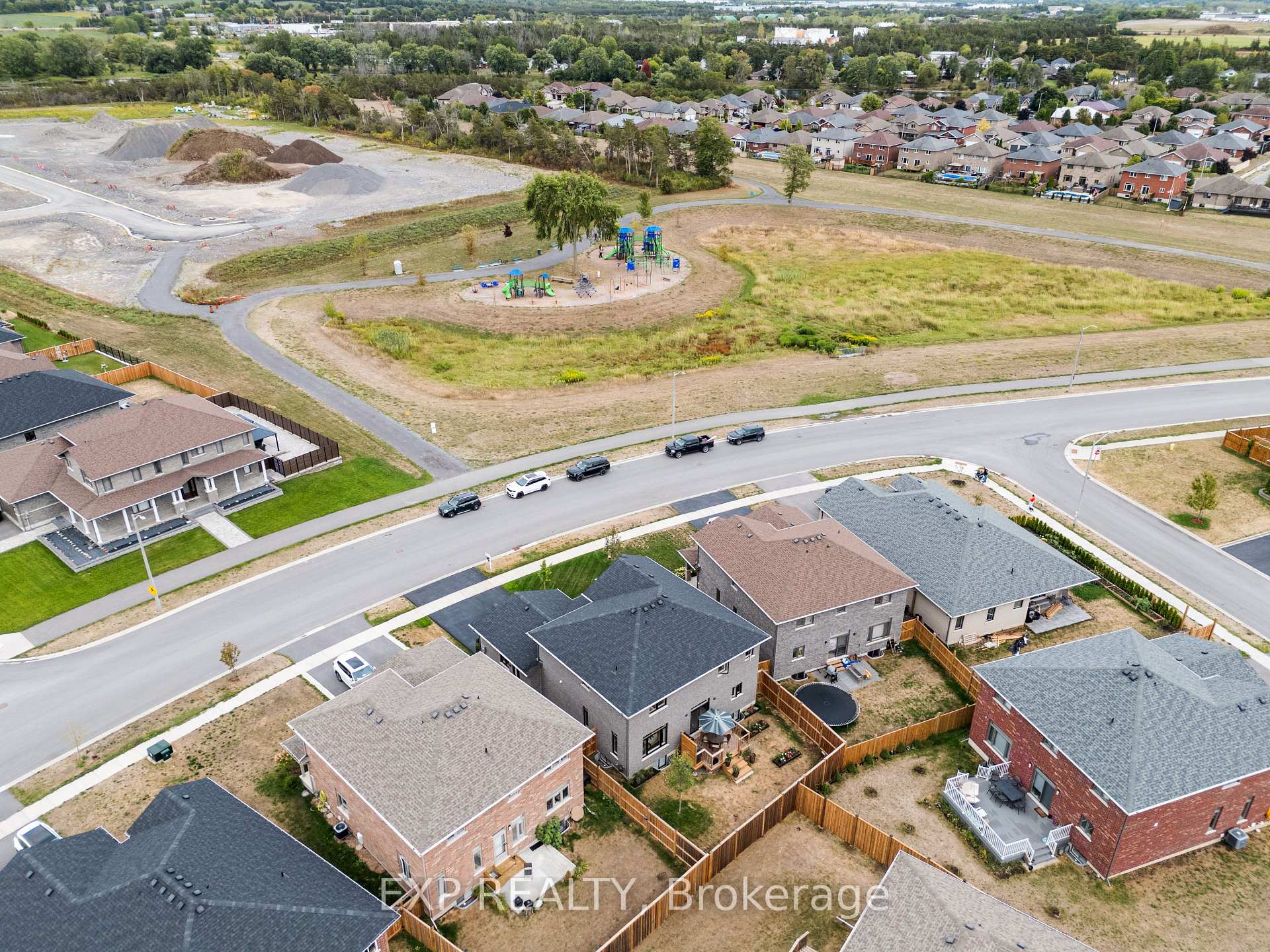 Photo 45 of 76 Essex Drive, Belleville, Thurlow Ward — HOMEH