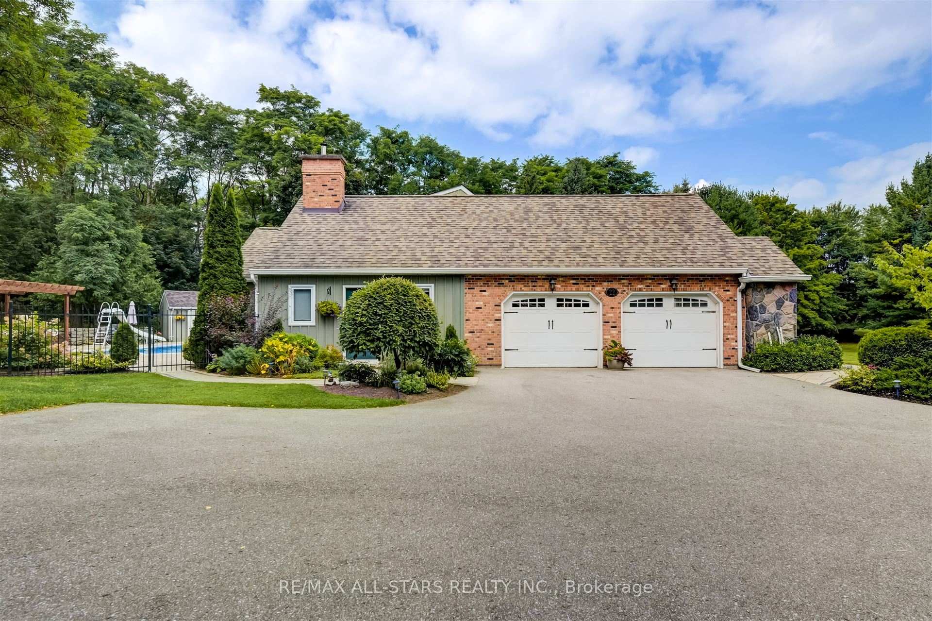 Photo 4 of 22 Bristol Sands Crescent, Uxbridge, Rural Uxbridge — HOMEH