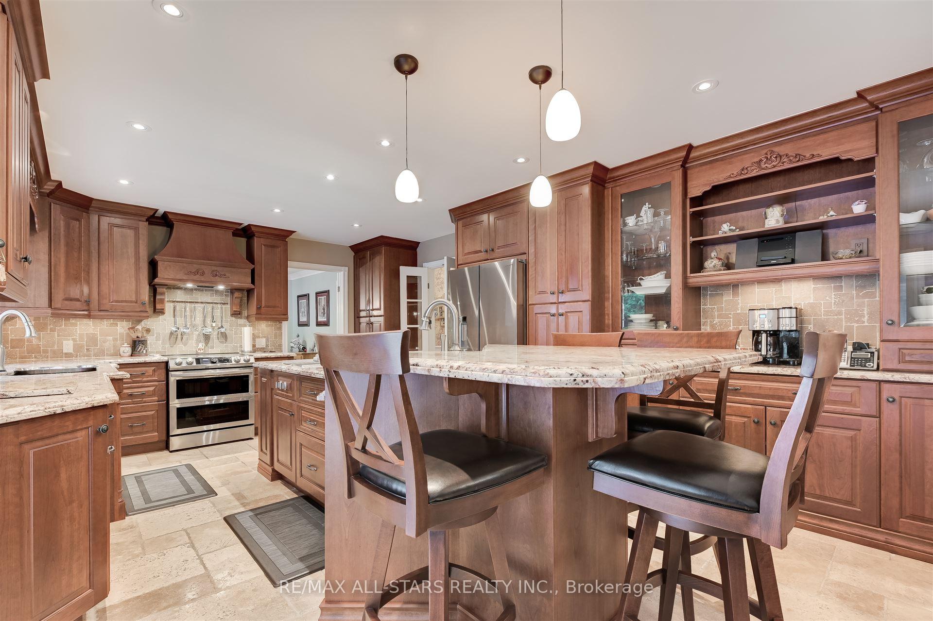Photo 14 of 22 Bristol Sands Crescent, Uxbridge, Rural Uxbridge — HOMEH