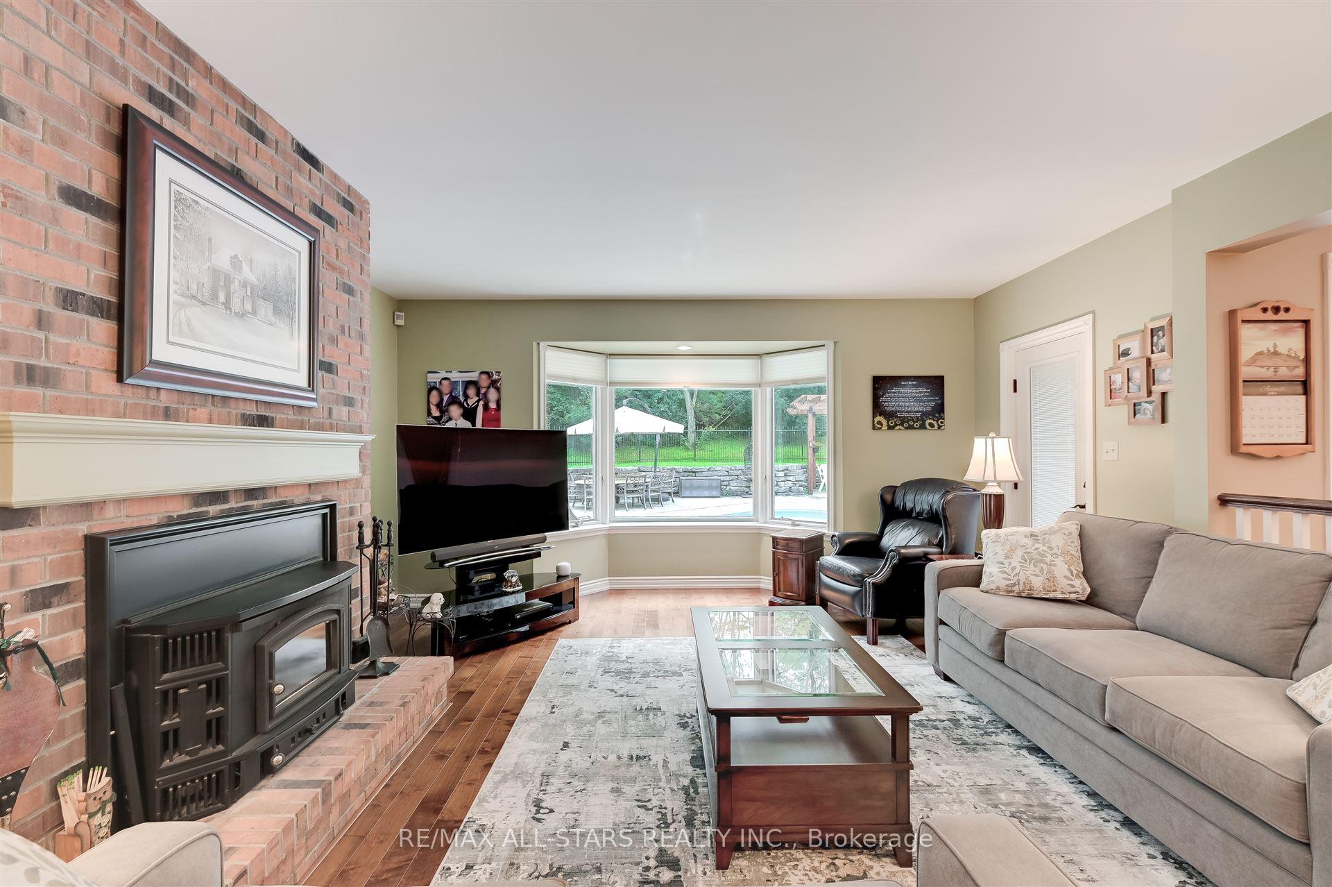 Photo 17 of 22 Bristol Sands Crescent, Uxbridge, Rural Uxbridge — HOMEH