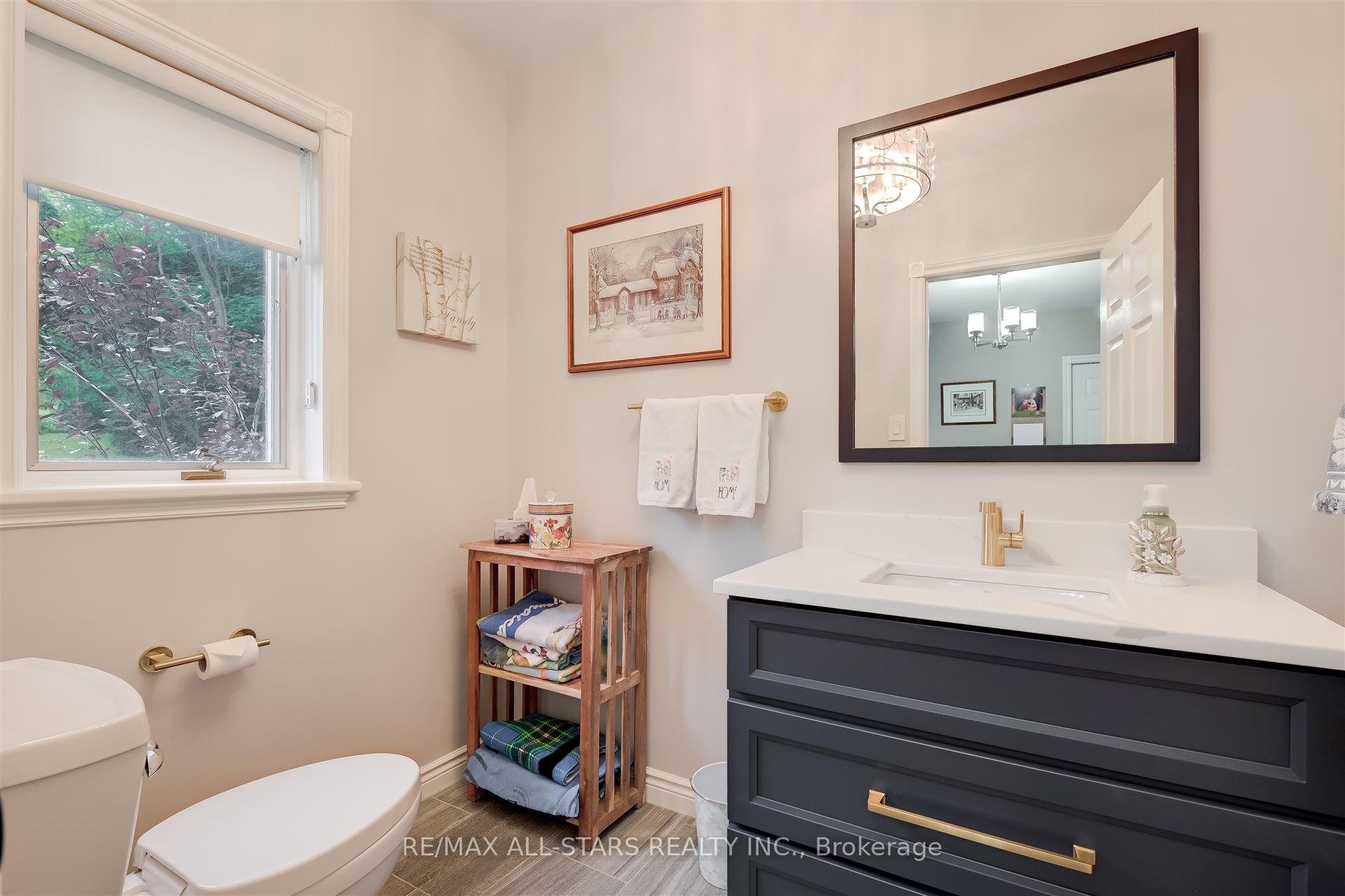 Photo 20 of 22 Bristol Sands Crescent, Uxbridge, Rural Uxbridge — HOMEH