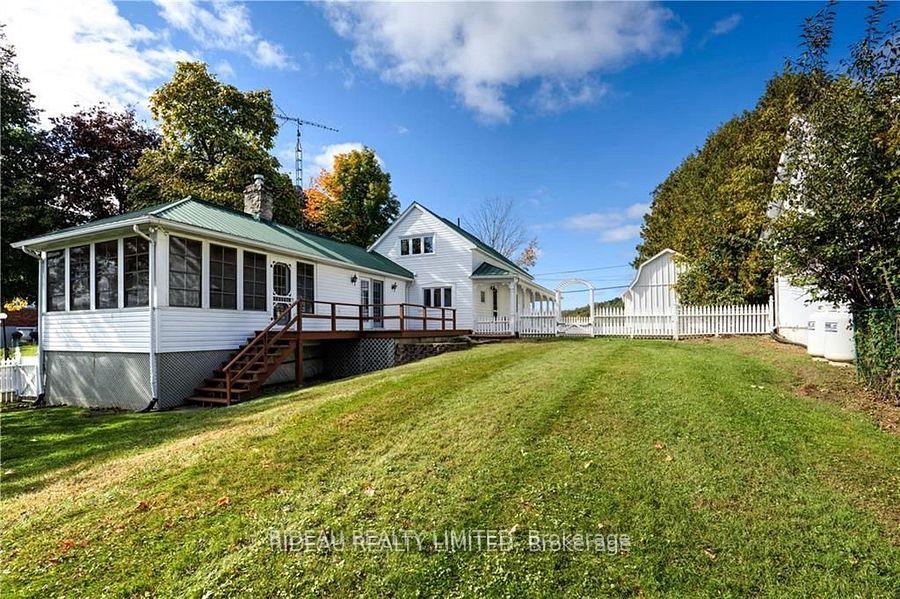 Photo 6 of 17 Main St E Street, Westport — HOMEH