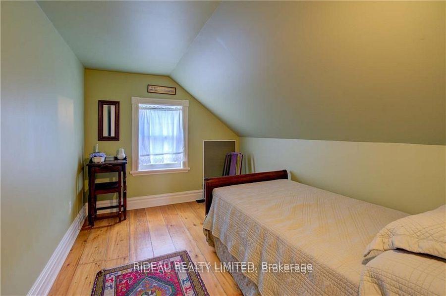 Photo 27 of 17 Main St E Street, Westport — HOMEH