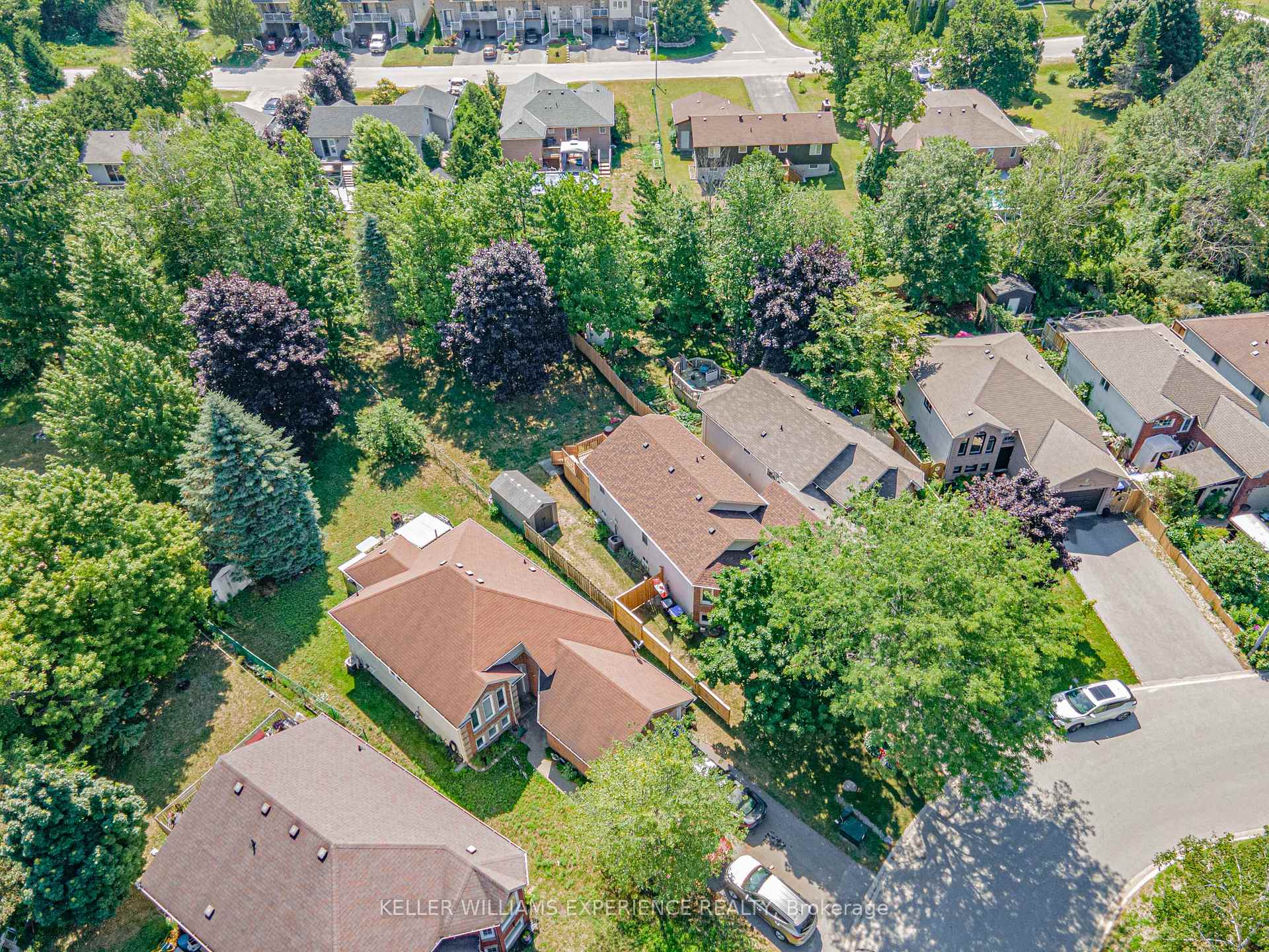 Photo 3 of 79 Dyer Drive, Wasaga Beach — HOMEH