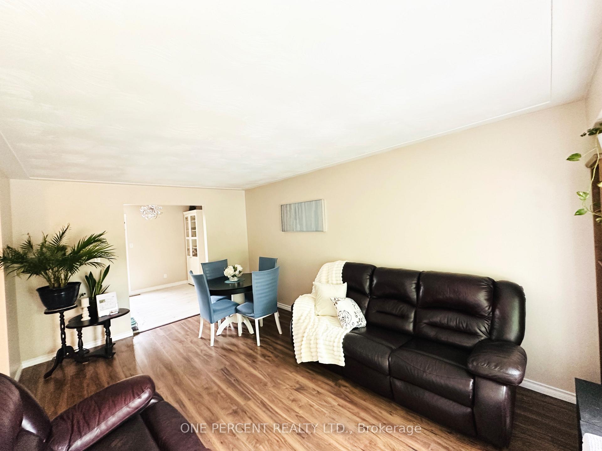 Photo 10 of 664 Highpoint Avenue, Waterloo — HOMEH