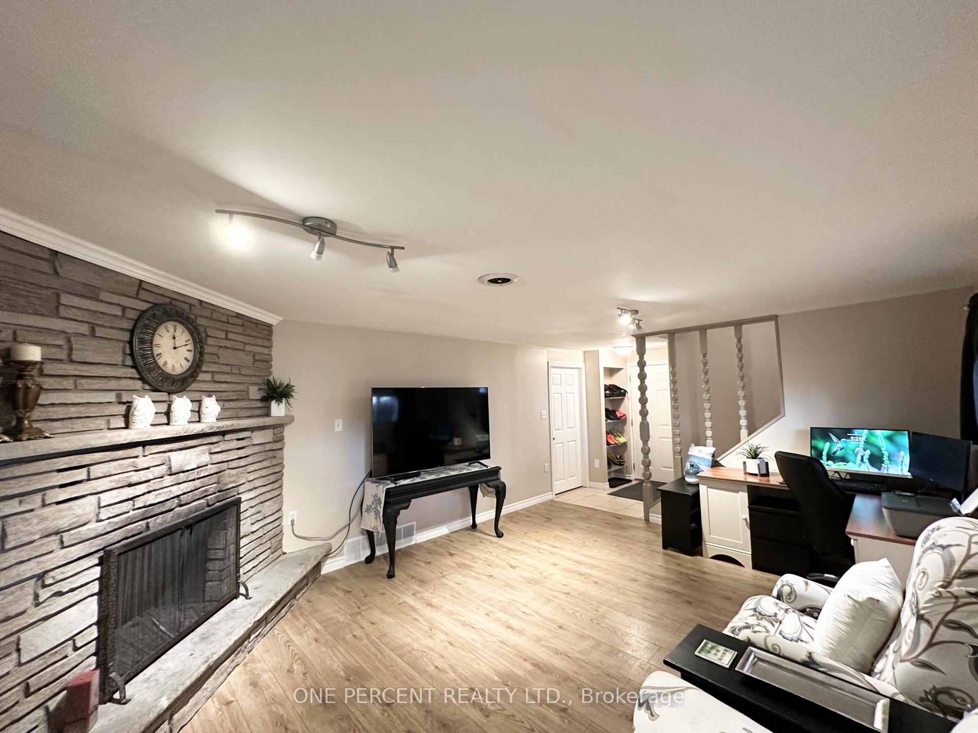 Photo 28 of 664 Highpoint Avenue, Waterloo — HOMEH