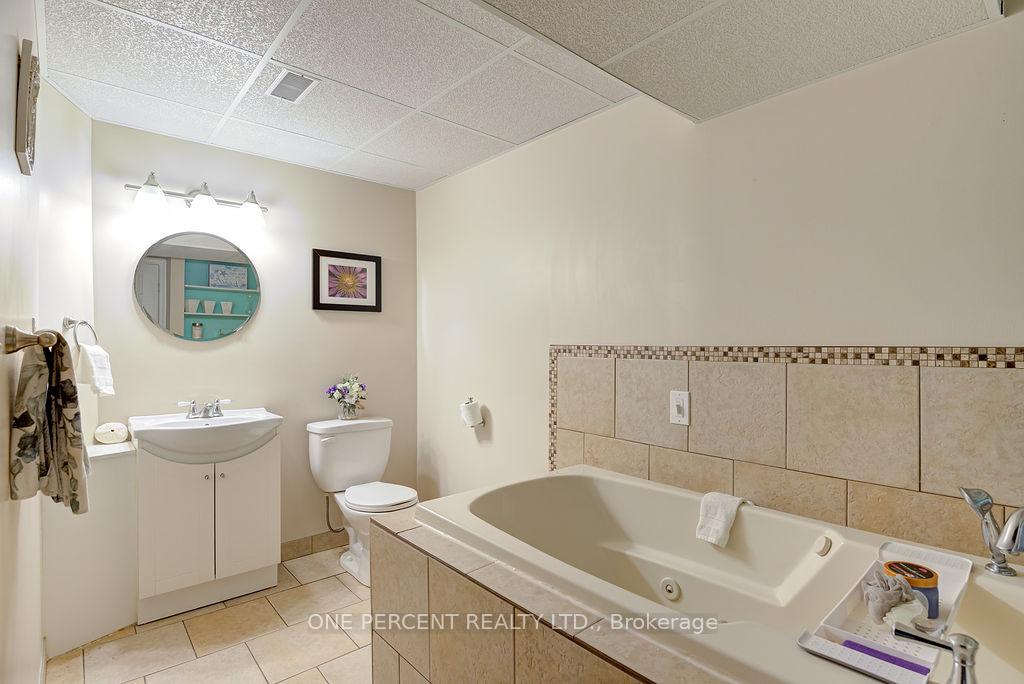 Photo 29 of 664 Highpoint Avenue, Waterloo — HOMEH