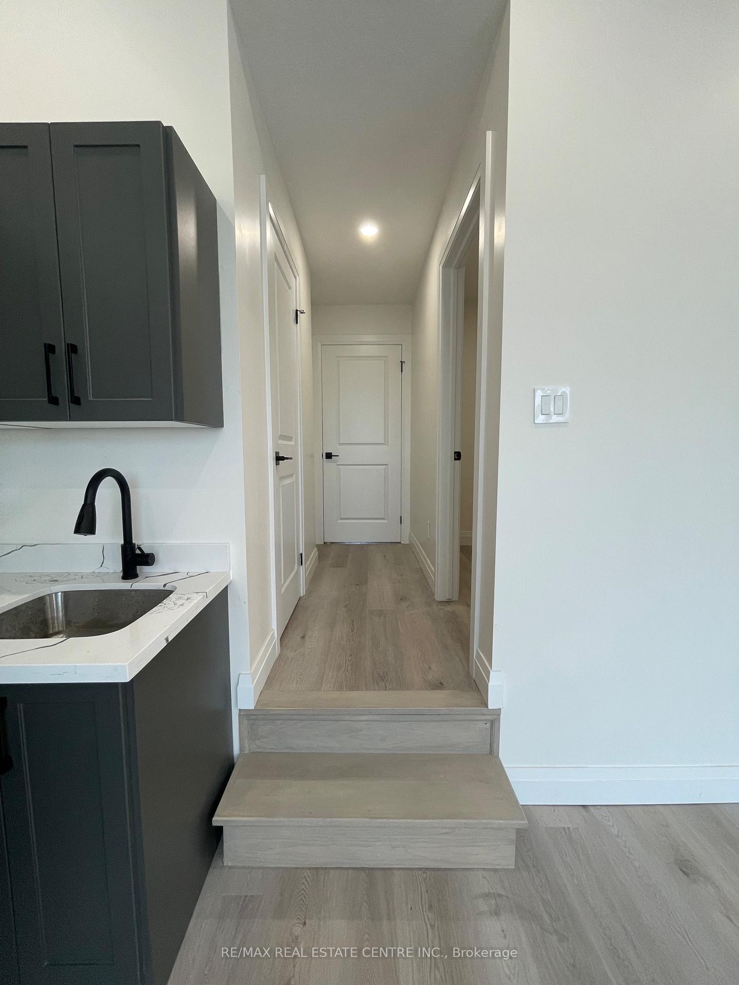 Photo 10 of Unit 2, 63 Warren Trail, Welland, Lincoln/Crowland — HOMEH