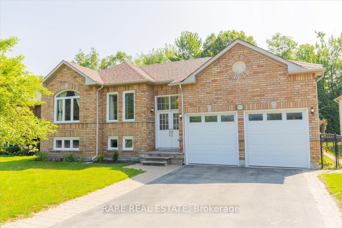 Photo 1 of 144 Silver Birch Avenue, Wasaga Beach — HOMEH