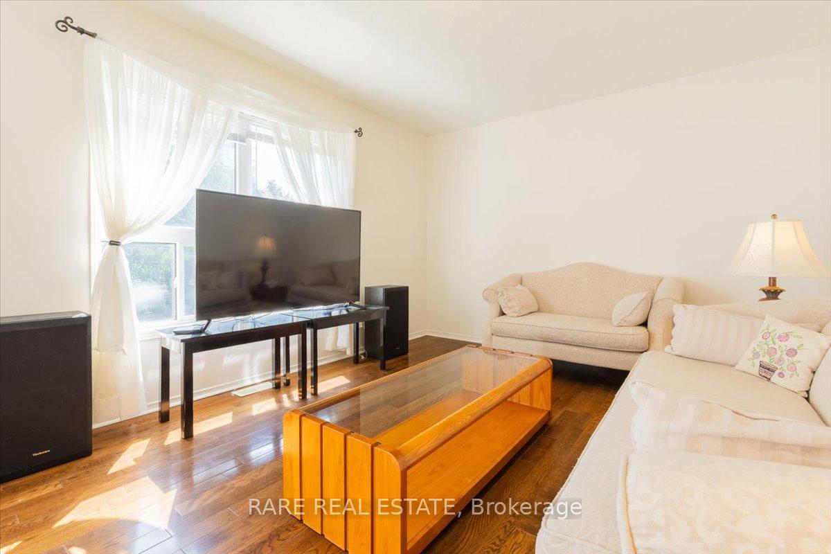 Photo 11 of 144 Silver Birch Avenue, Wasaga Beach — HOMEH
