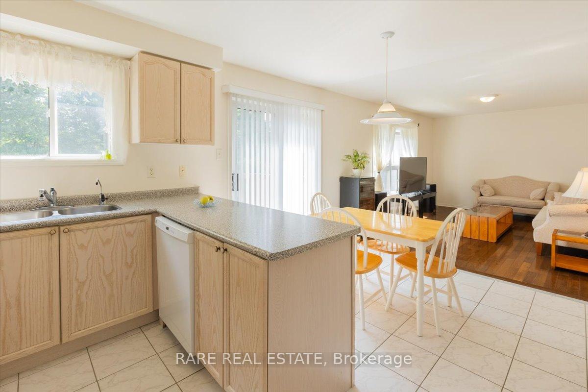 Photo 17 of 144 Silver Birch Avenue, Wasaga Beach — HOMEH