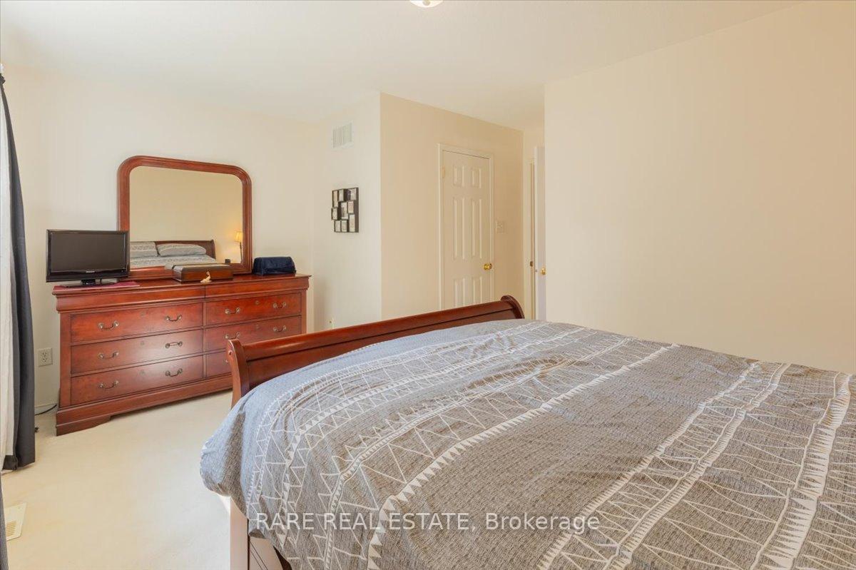 Photo 24 of 144 Silver Birch Avenue, Wasaga Beach — HOMEH