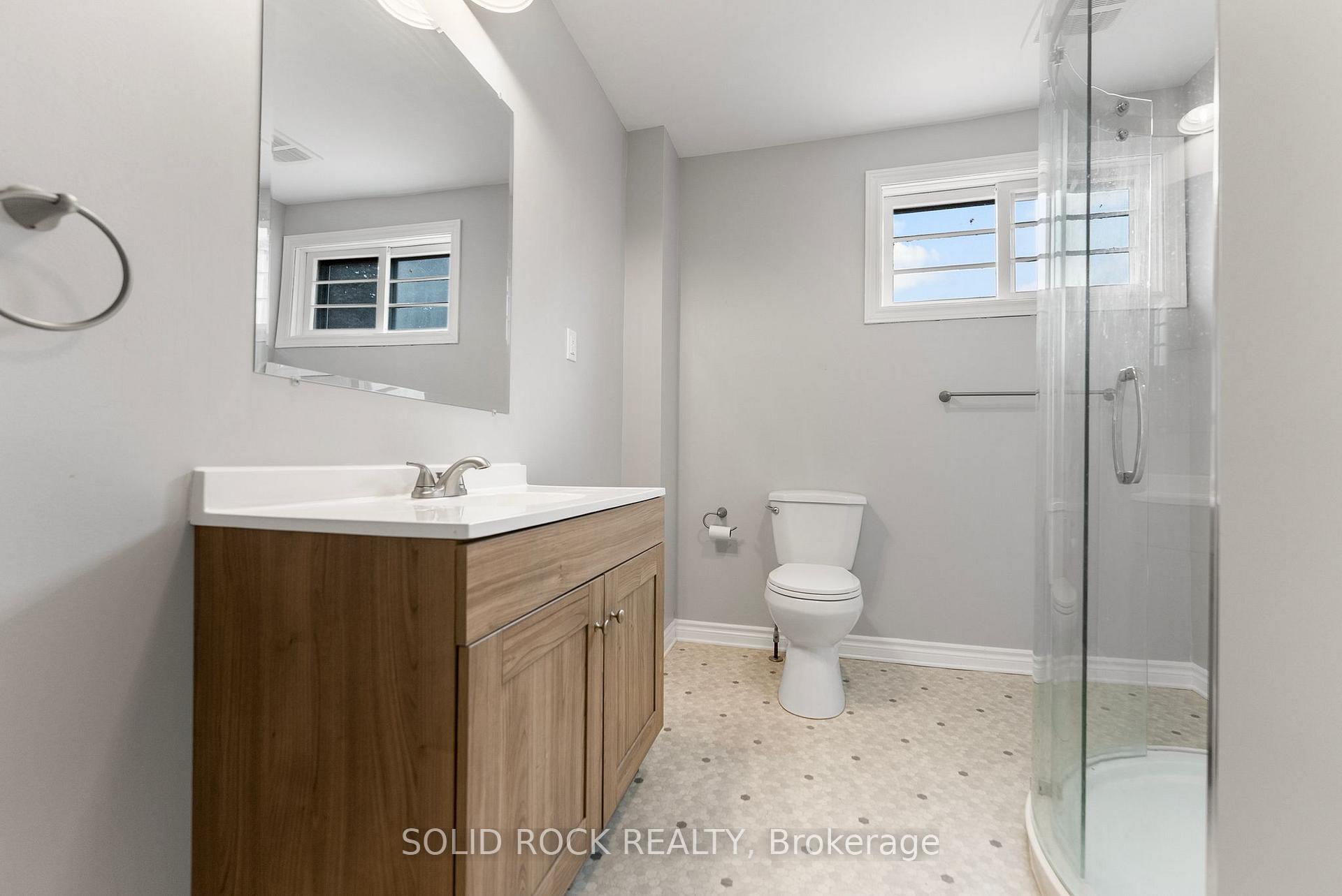 Photo 5 of 60 Hugh Street S, Arnprior — HOMEH