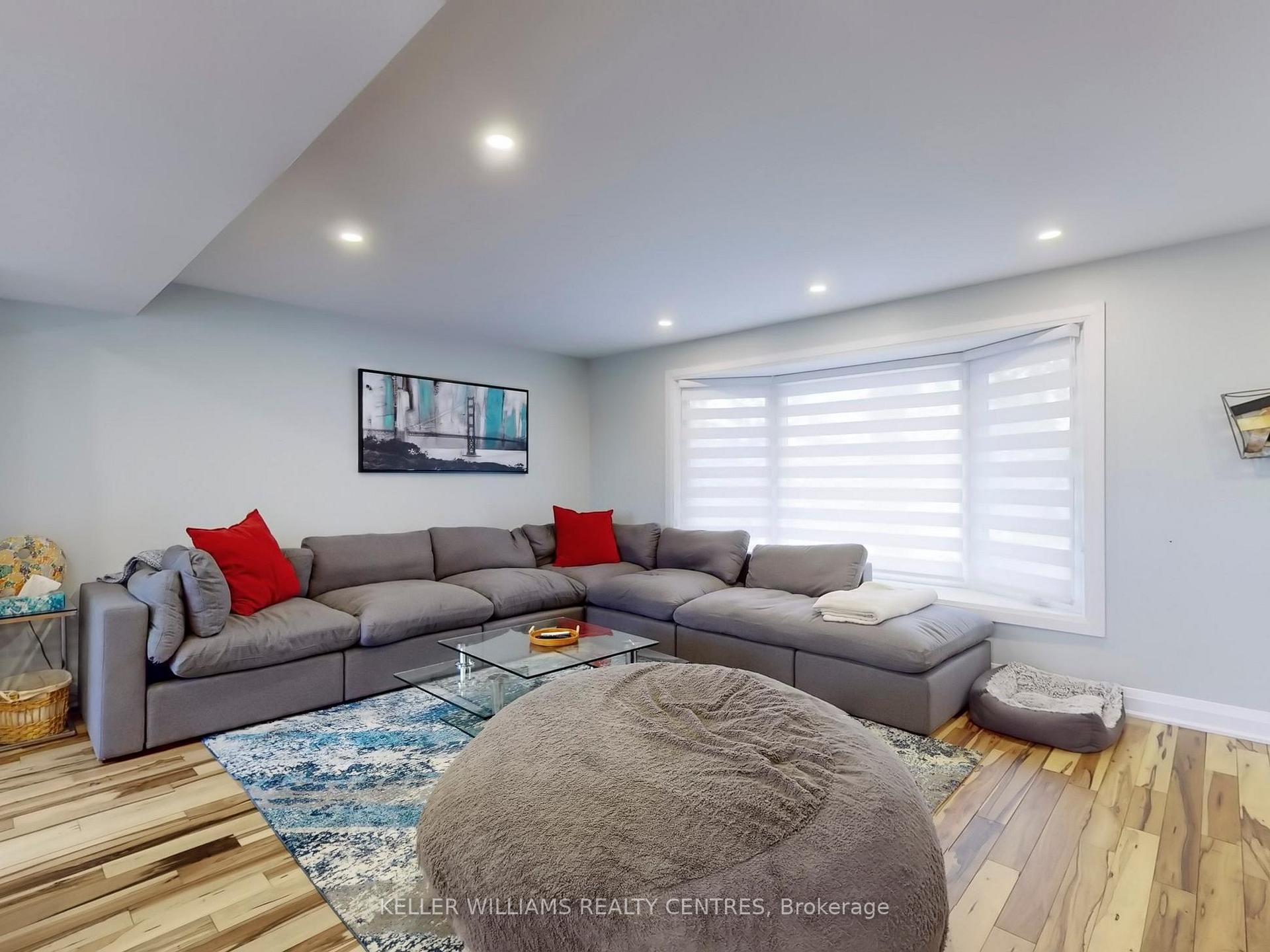 Photo 3 of 24 North Street, Uxbridge — HOMEH
