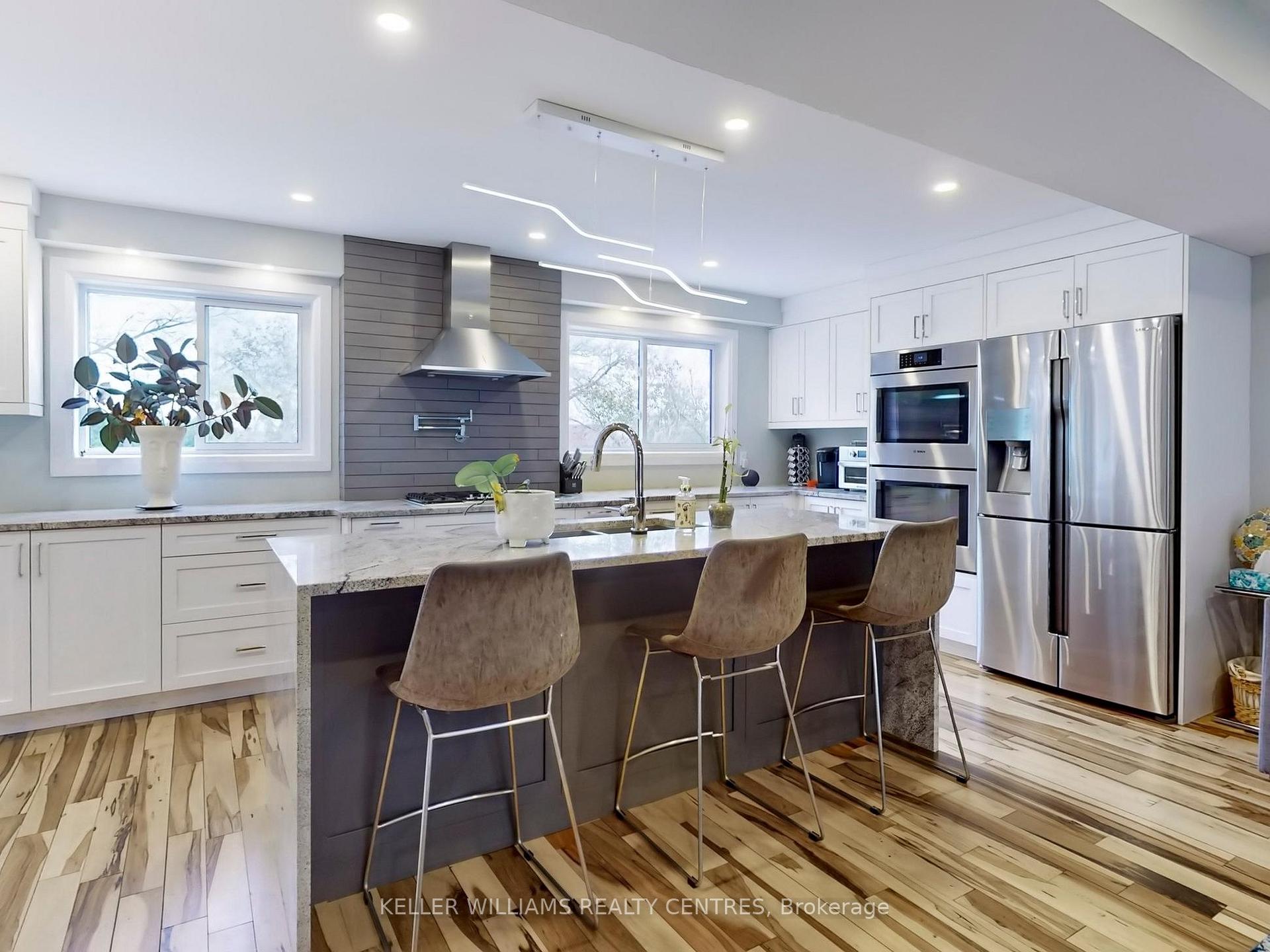 Photo 6 of 24 North Street, Uxbridge — HOMEH