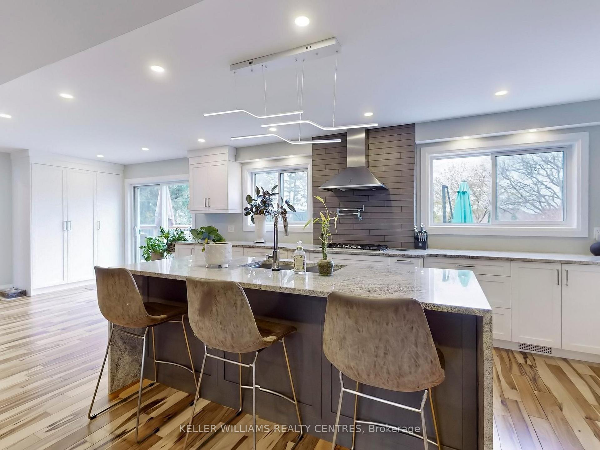 Photo 7 of 24 North Street, Uxbridge — HOMEH