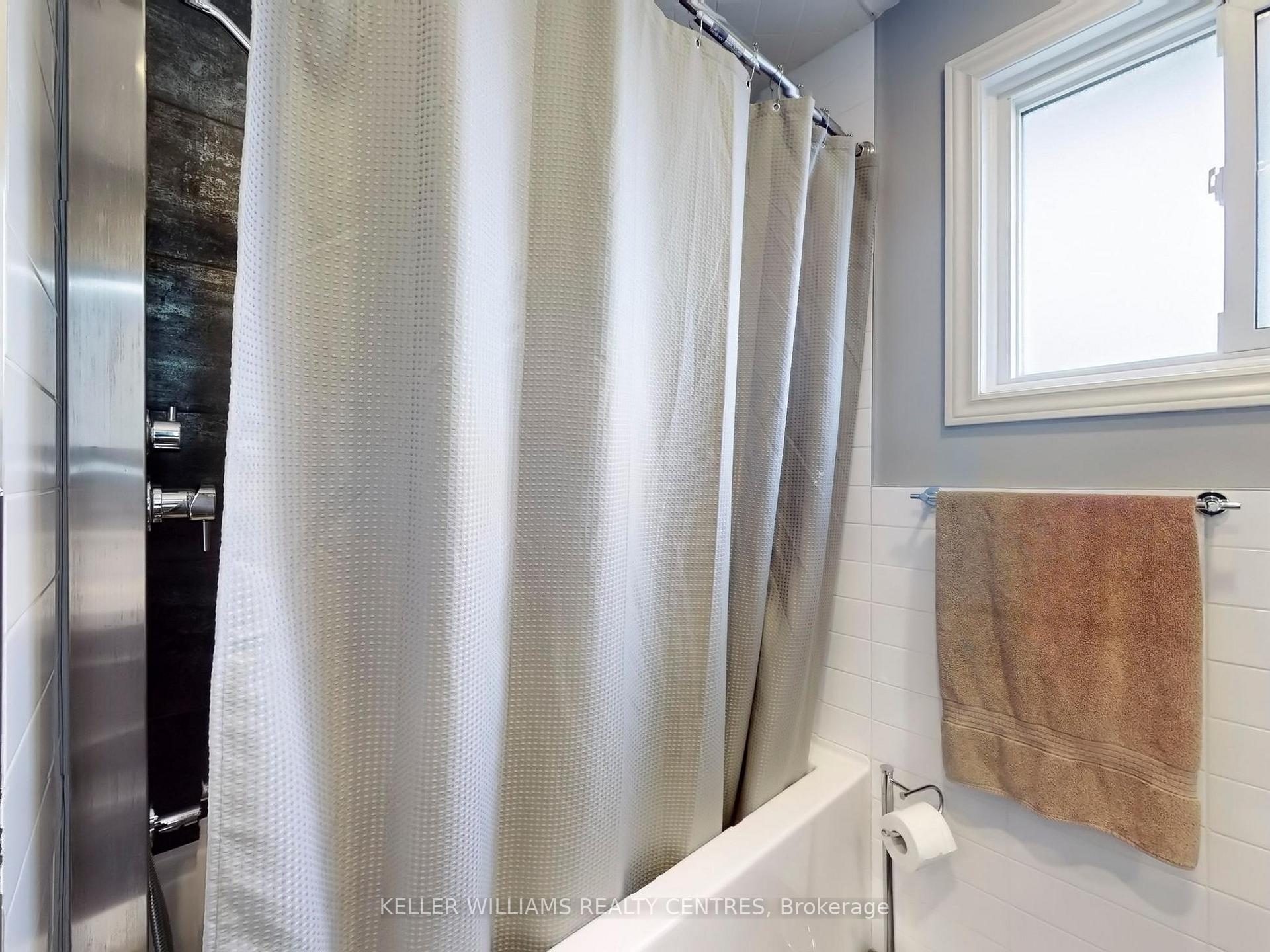 Photo 21 of 24 North Street, Uxbridge — HOMEH