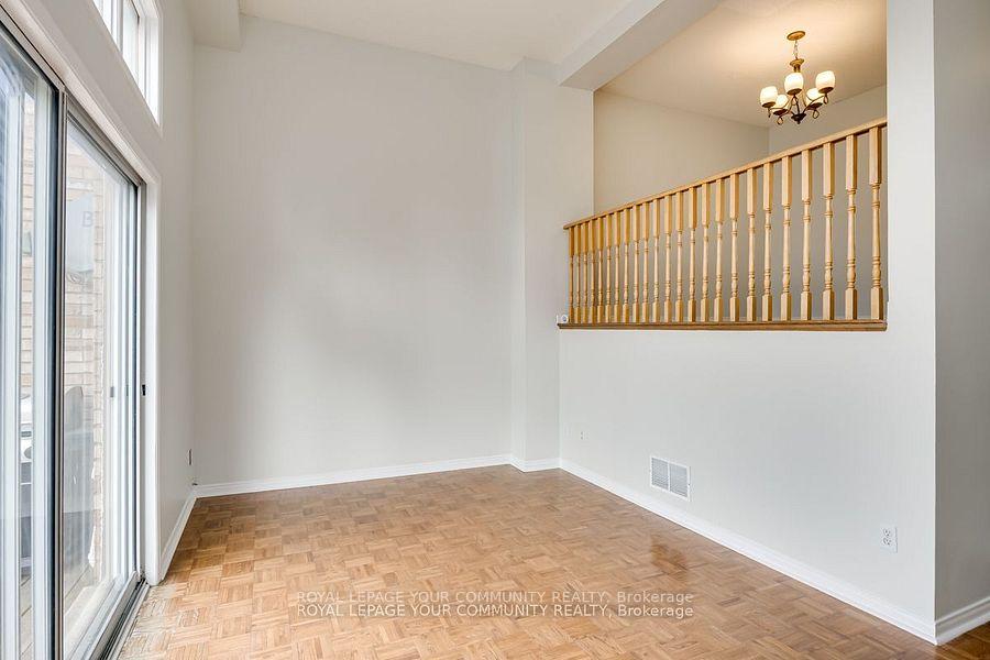Photo 5 of 138 Melville Avenue, Vaughan, Maple — HOMEH