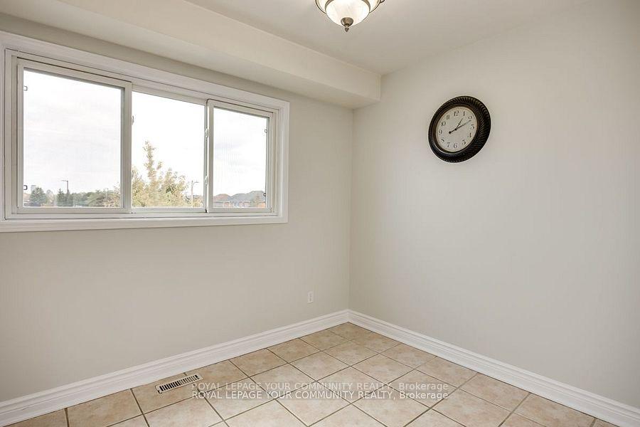Photo 6 of 138 Melville Avenue, Vaughan, Maple — HOMEH