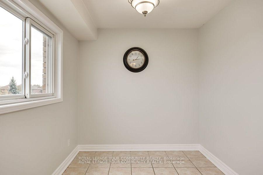 Photo 7 of 138 Melville Avenue, Vaughan, Maple — HOMEH