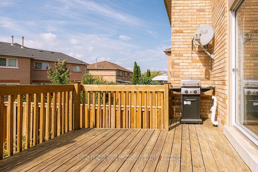Photo 19 of 138 Melville Avenue, Vaughan, Maple — HOMEH