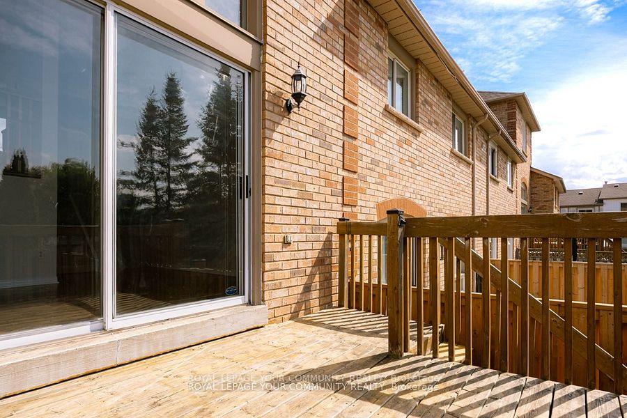 Photo 20 of 138 Melville Avenue, Vaughan, Maple — HOMEH