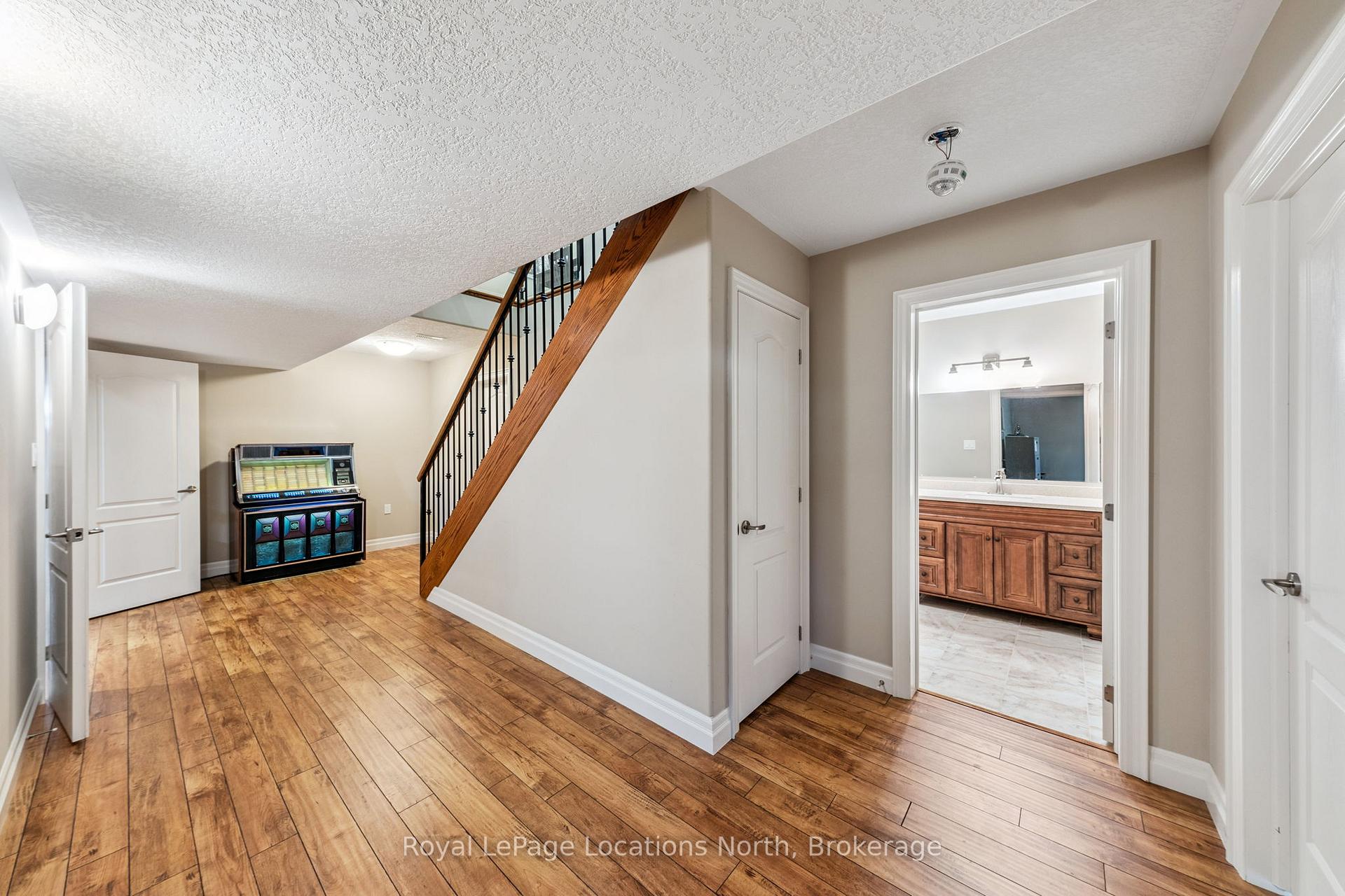 Photo 31 of 77 Knox Road W, Wasaga Beach — HOMEH