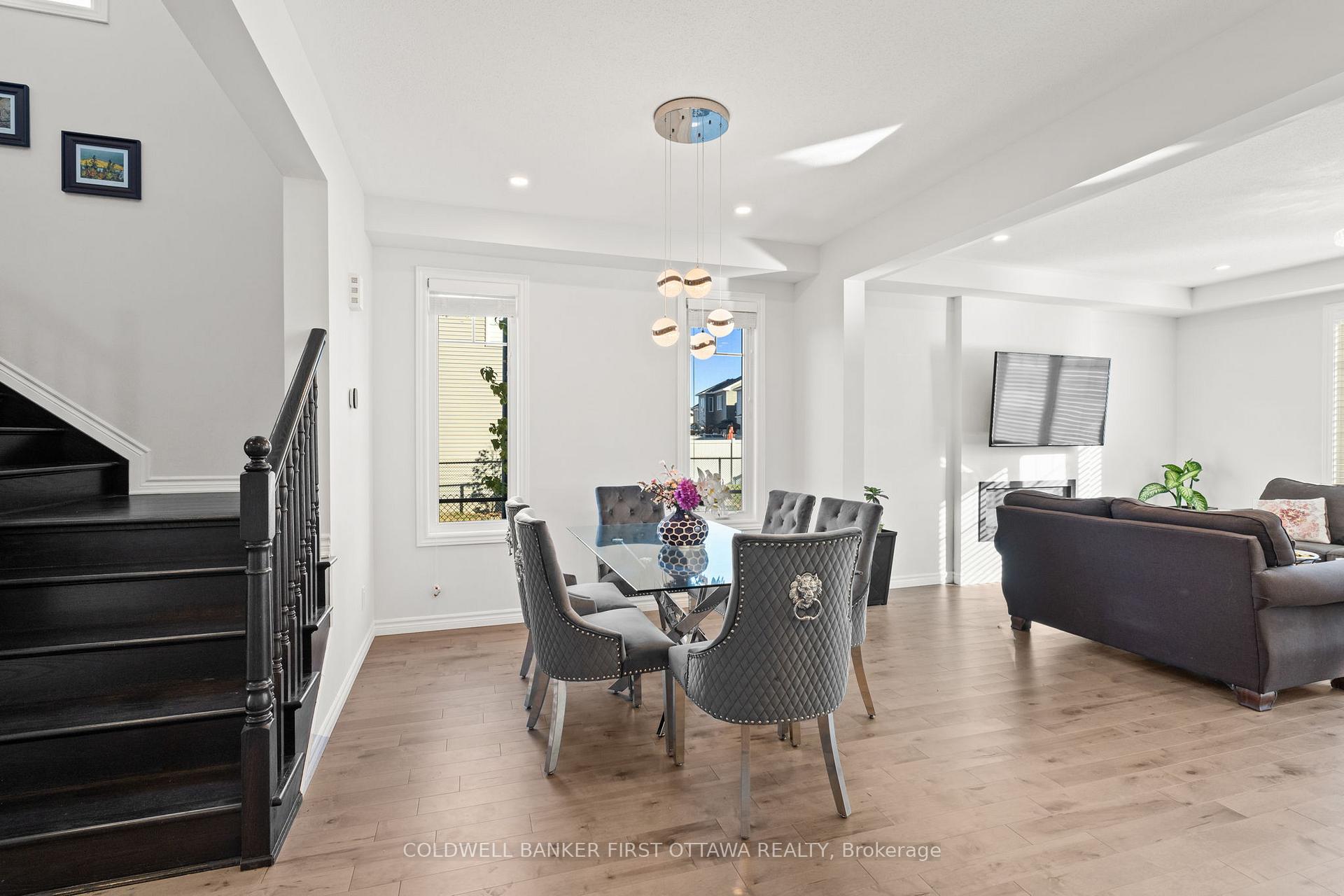 Photo 9 of 149 Celestial Grove, Ottawa, Barrhaven - Half Moon Bay — HOMEH
