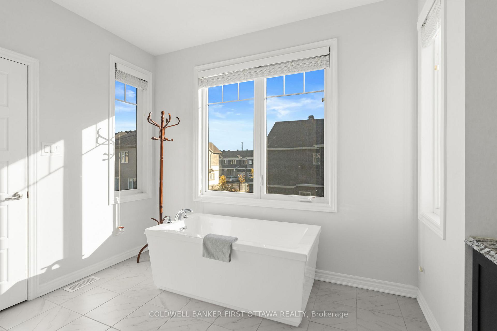 Photo 25 of 149 Celestial Grove, Ottawa, Barrhaven - Half Moon Bay — HOMEH