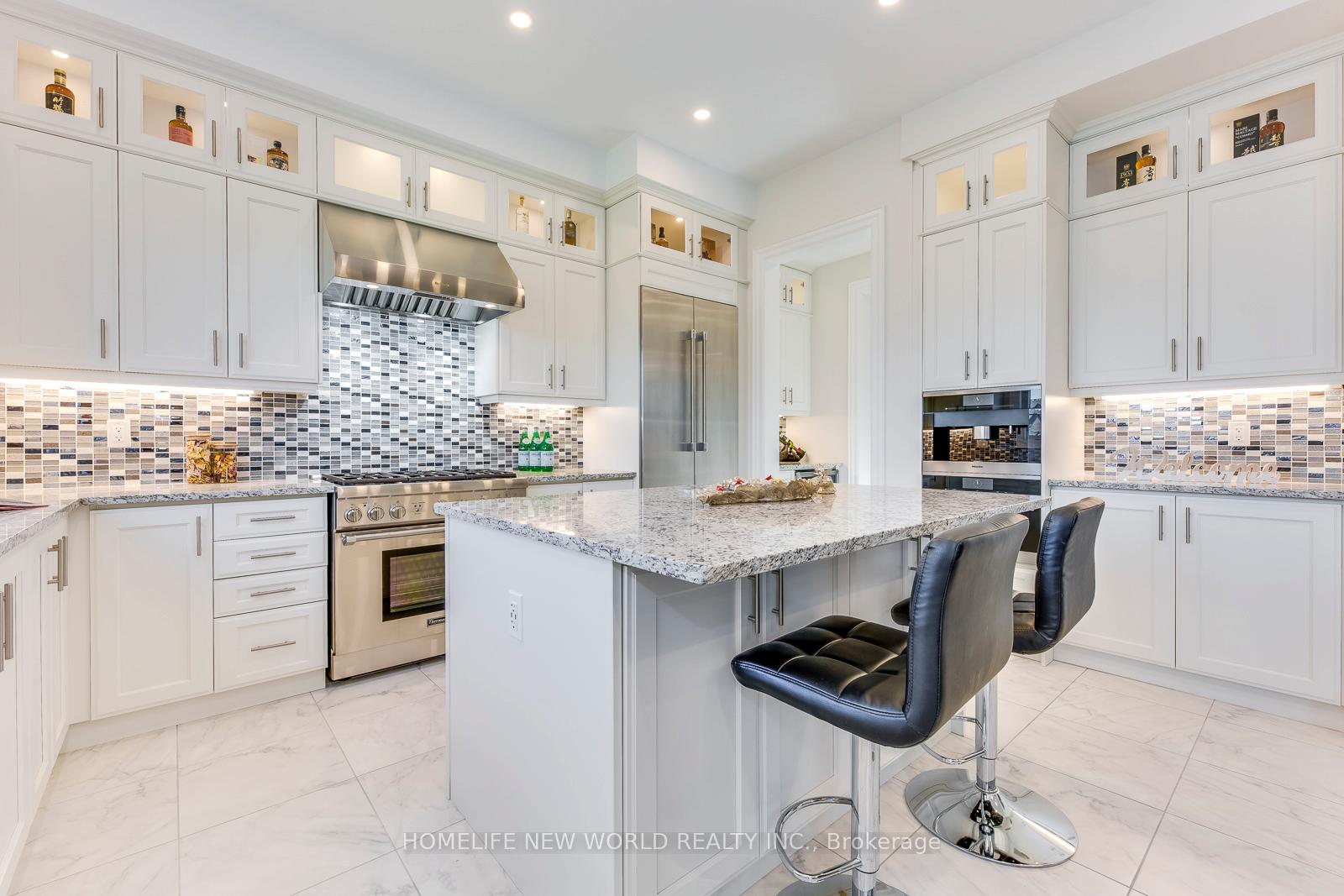 Photo 12 of 349 Torrey Pines Road, Vaughan, Kleinburg — HOMEH