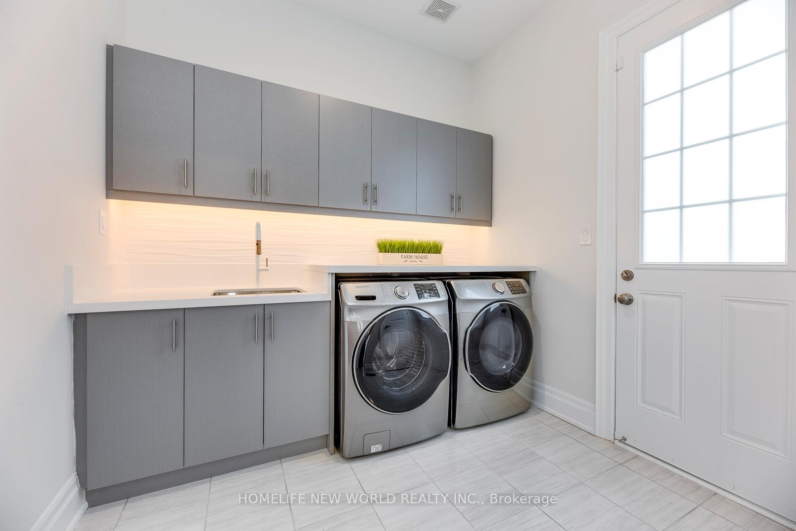 Photo 15 of 349 Torrey Pines Road, Vaughan, Kleinburg — HOMEH